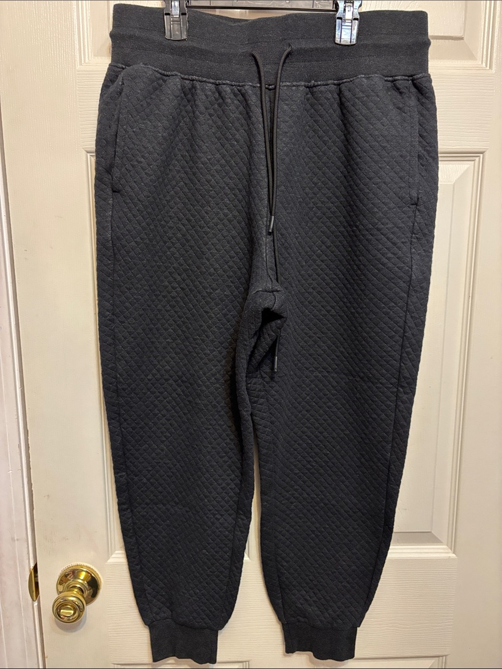 BearPaw Women’s Quilted Jogger Sweatpants Large